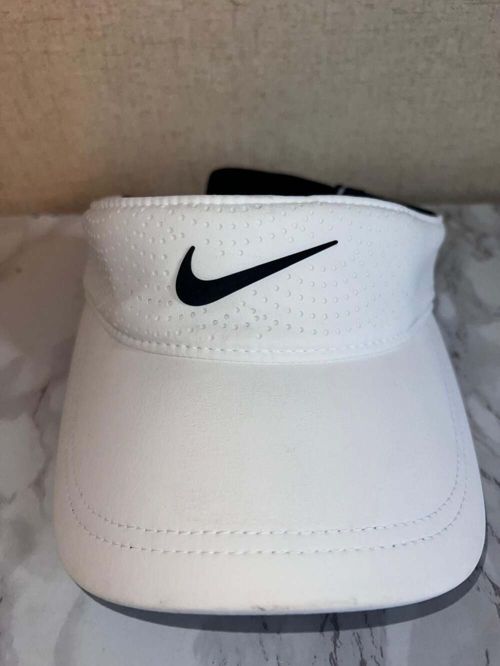 Nike AeroBill Featherlight Dri-FIT White Visor One Size